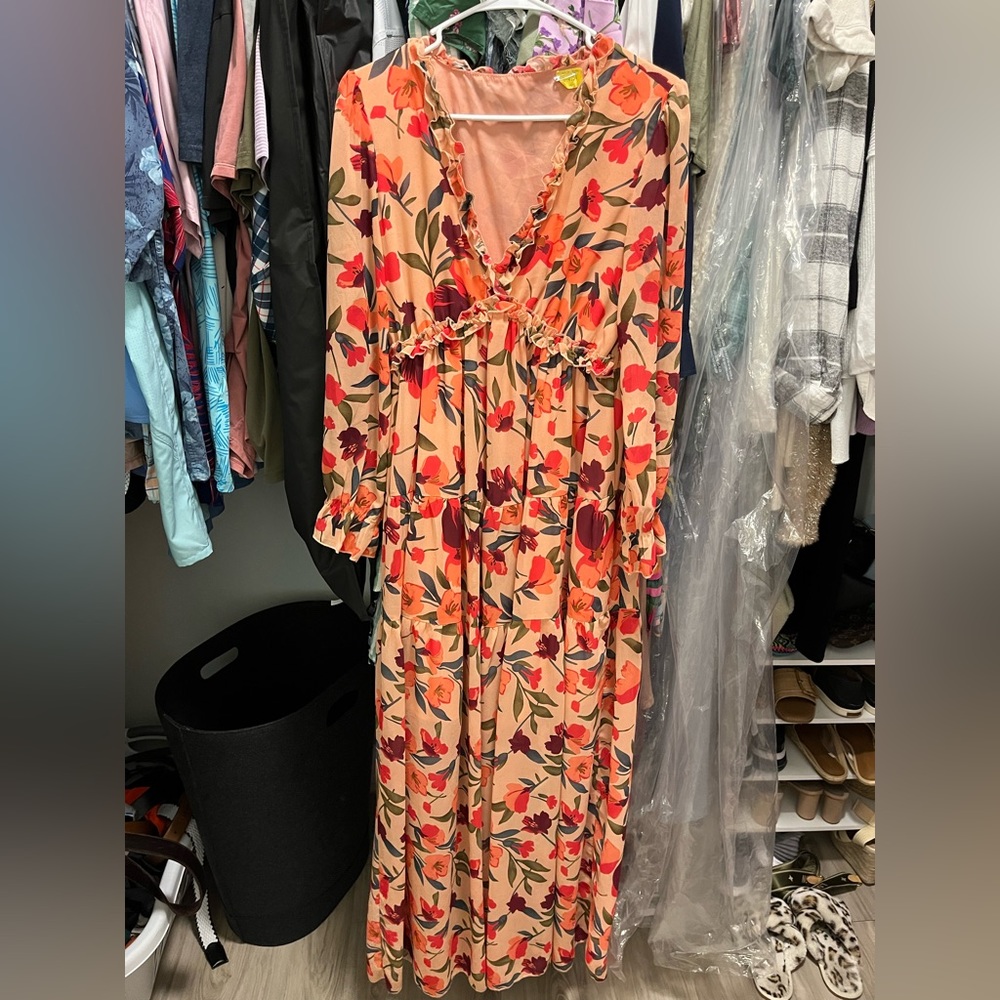 Perfect for a fall wedding/event! Only worn once!